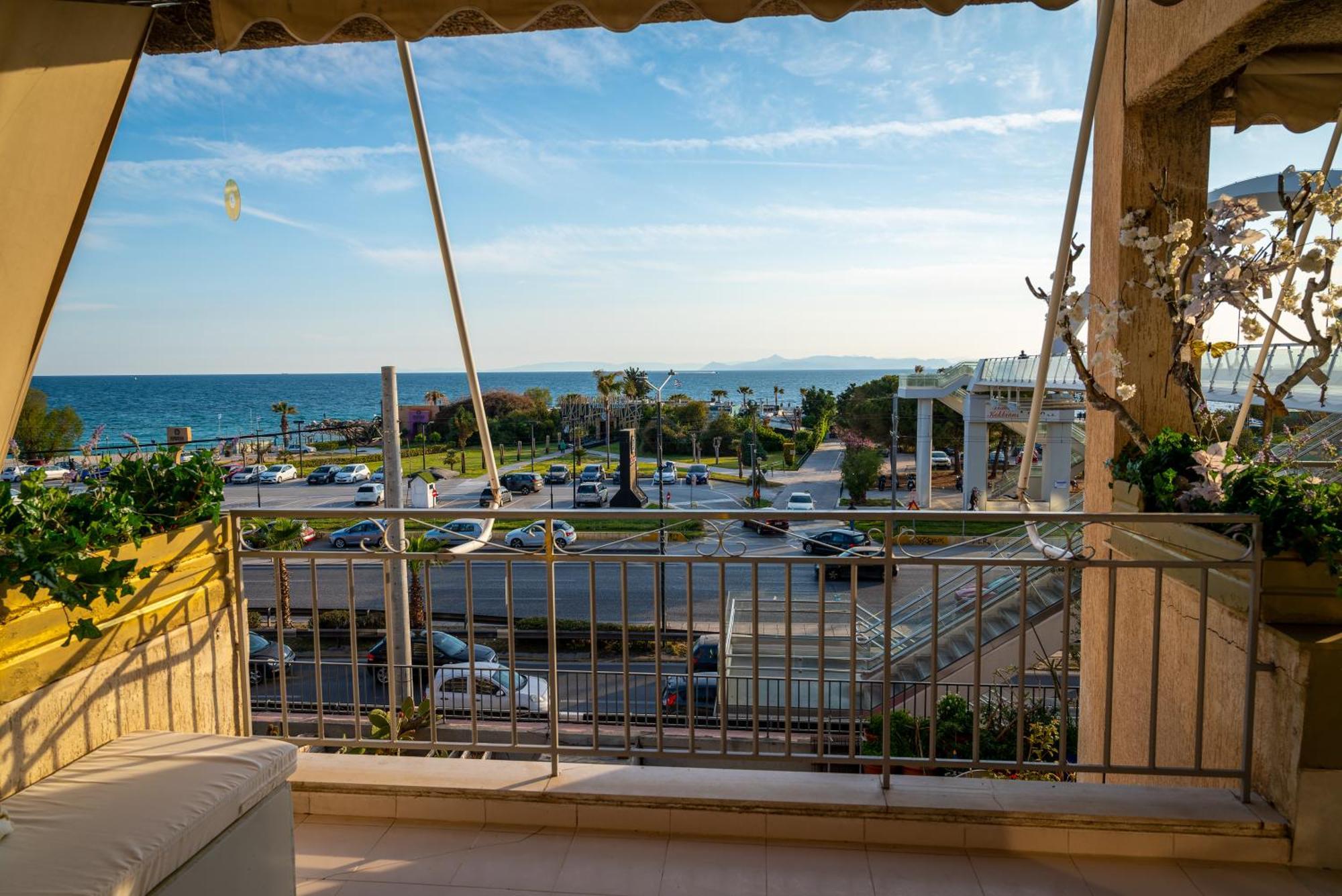Alimos - Sea View Apartment Athens Luaran gambar